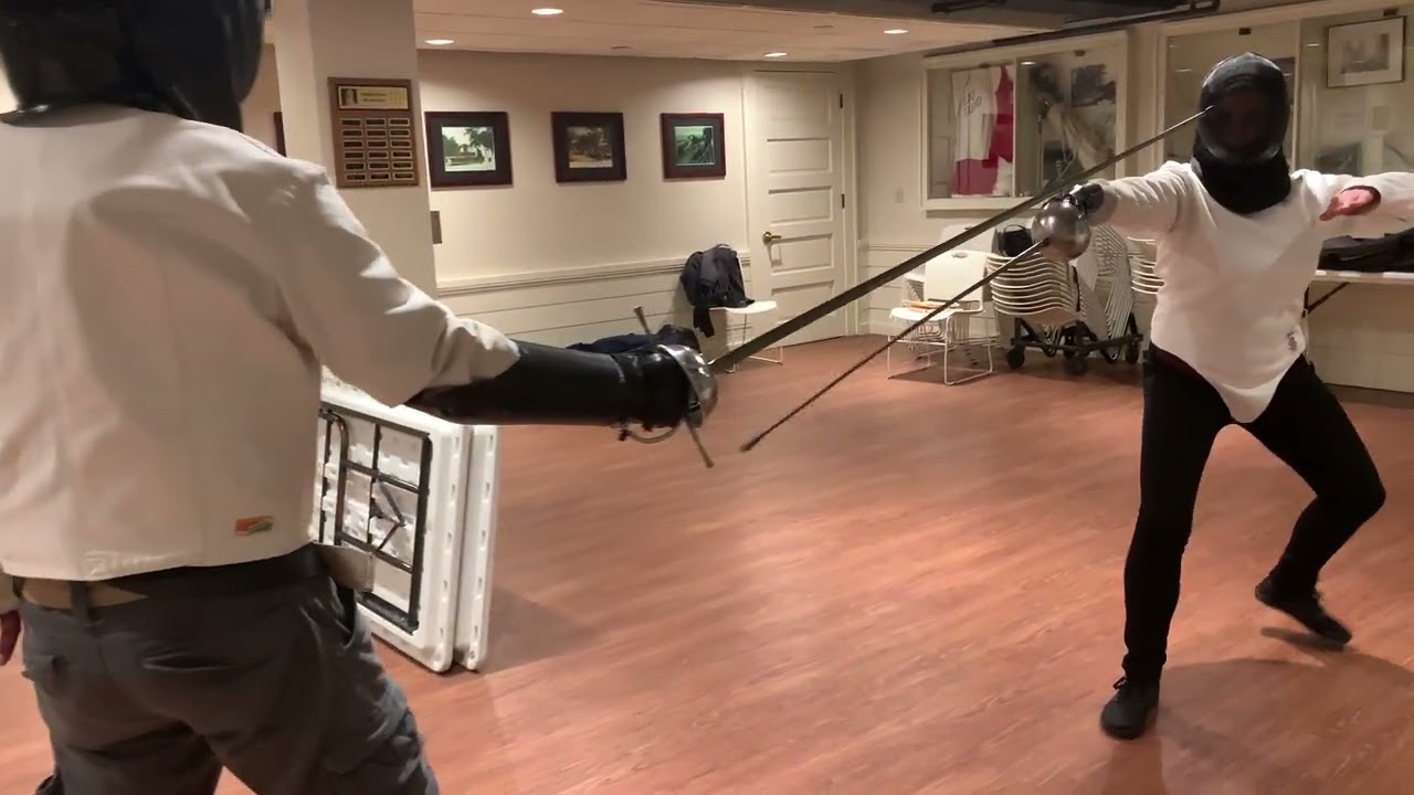 Fencer keeping her rapier point in line vs various attempts to engage 🤝