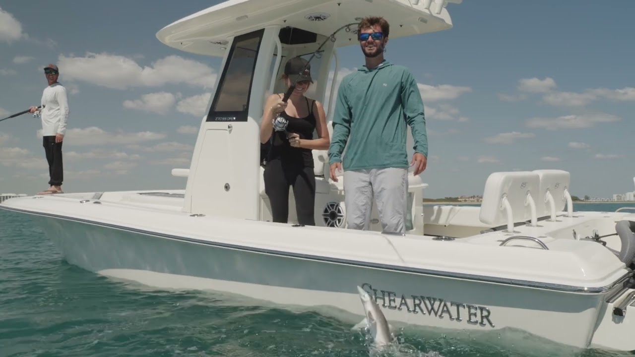 2026 Shearwater 270 Open Carolina | Family-Friendly Luxury Bay Boat Walkthrough + Fishing Features