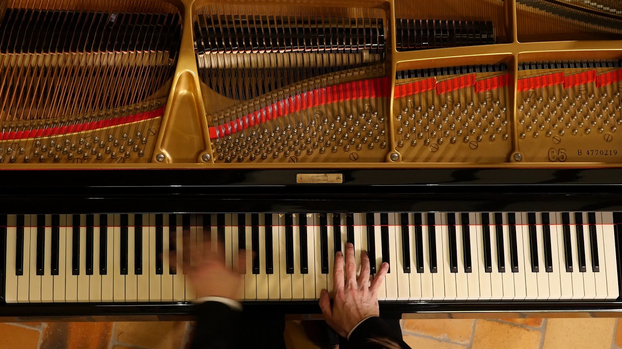 Tristan Pfaff plays Poulenc - 