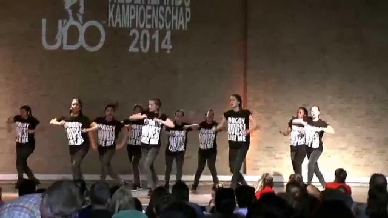 TurnitUp van dansschool Moves! Alkmaar@NK UDO 6-4-2014 Veldhoven