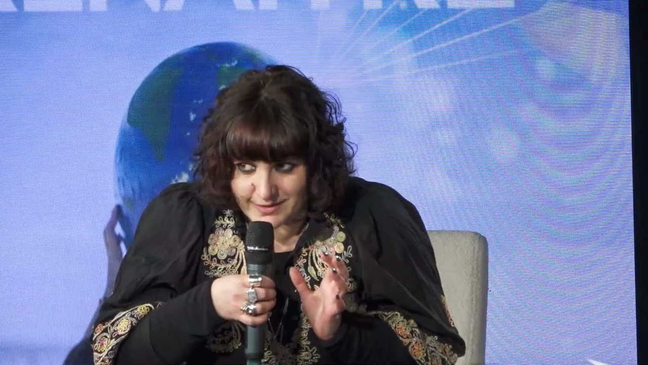 Peggy Sastre : 
