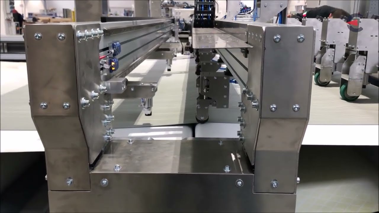 SM-450-SA | Automatic multiple roll welding machine with hot air technology