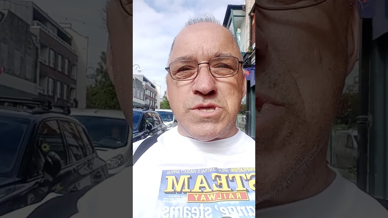 selfie vlog In Swanage town centre today.candy trolling is not free speech