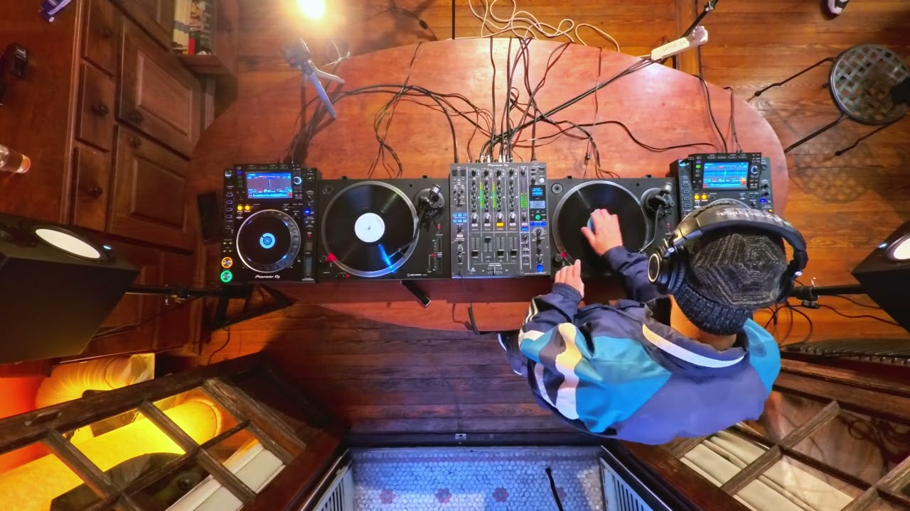 Drum & bass Vinyl / CD mix frente al Congreso de Buenos Aires
