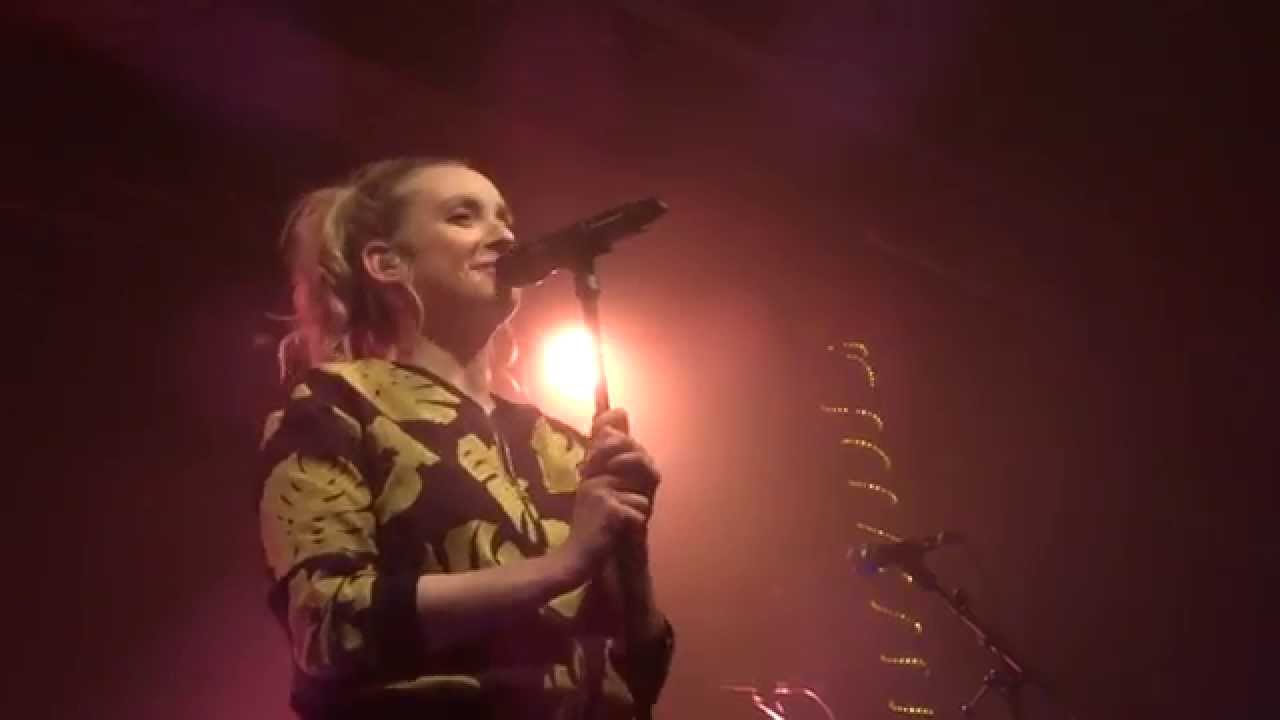 Leslie Clio - intro + Eureka [live FULL HD]