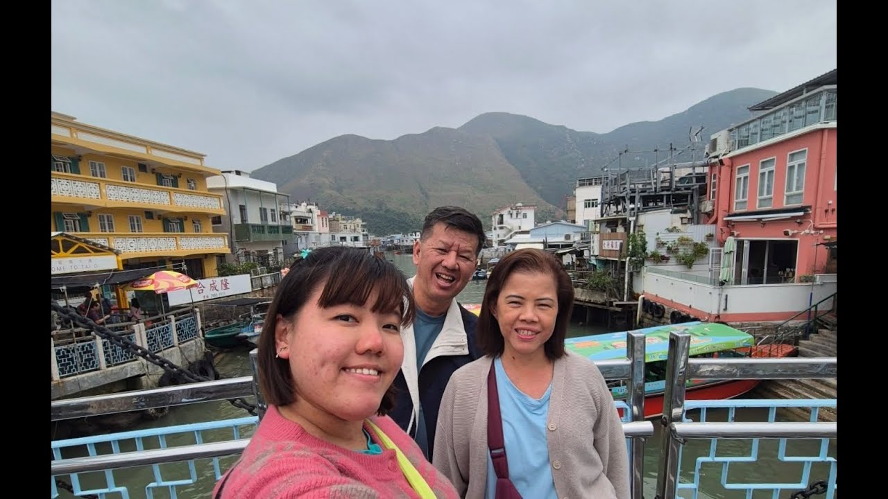 Hong Kong vlog day 3 | Tai O, TST Avenue of Stars, Victoria Harbour, Sympohony of Lights