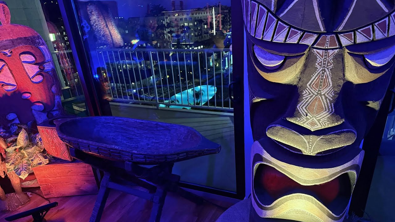 OCEANIC ARTS Tribute Room at TIKI OASIS 25th Anniversary Weekender! World's LARGEST Tiki Festival!