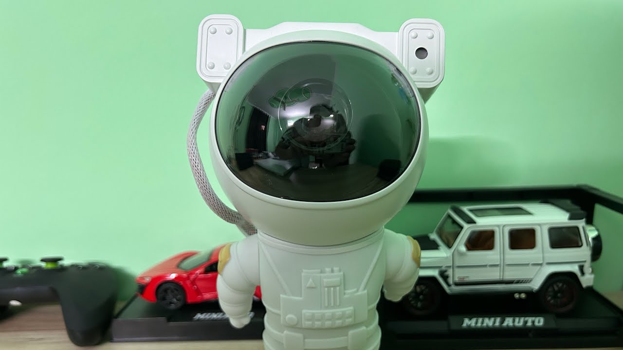 Astronaut Galaxy Light Projector 🤯 | Must Have Gadget for Your Bedroom/Gaming room🔥