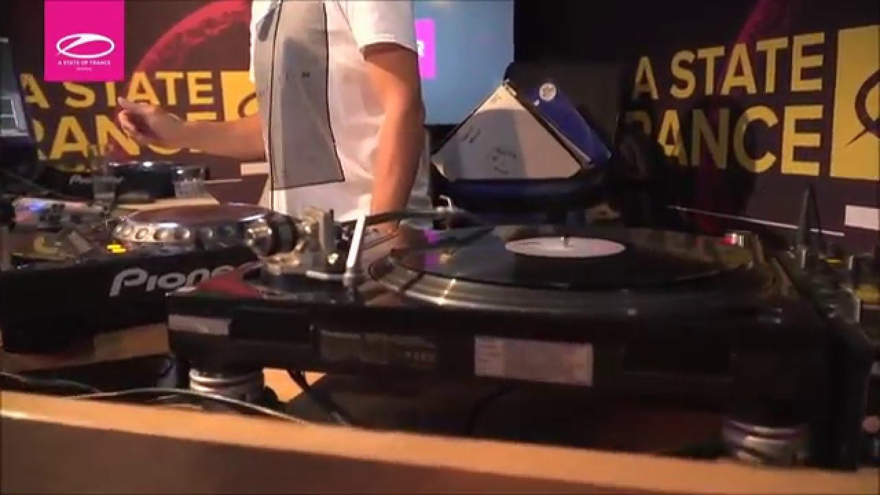 ASOT Radio 750 (The Sound of Vinyl)