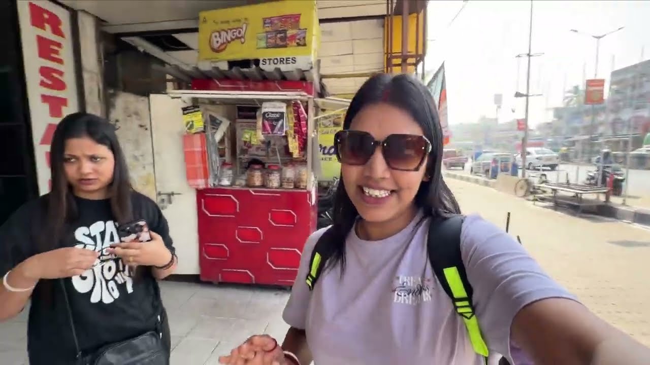 কলকাতায় আমাদের 2nd দিন 😍 নতুন gadget কিনলাম 😍 we tried Anirban's Biriyani 