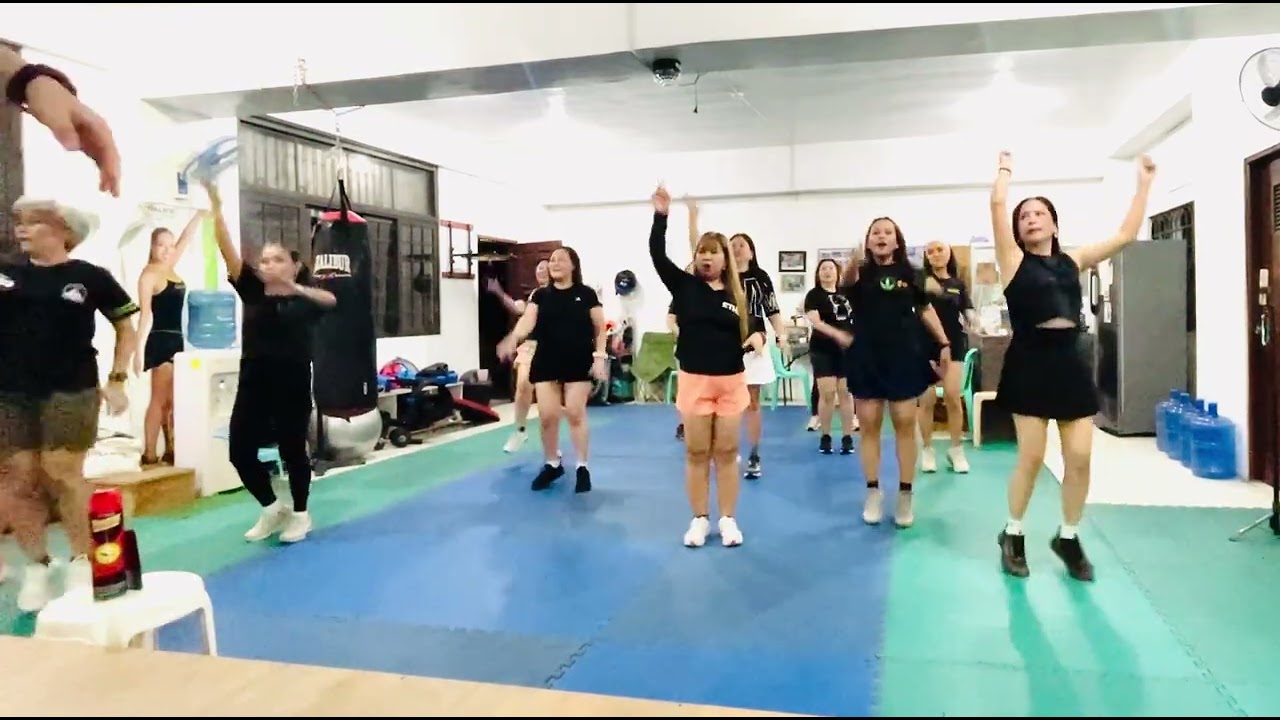 Opalite Zumba💃💚 #viral #youtube #dancetrend #viraldance #foryou #youtube #nocopyrightmusic 
