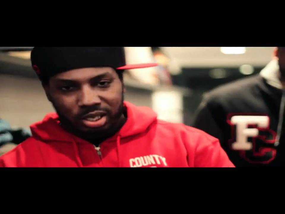 Big Bz (Feat. Juelz Santana)- 