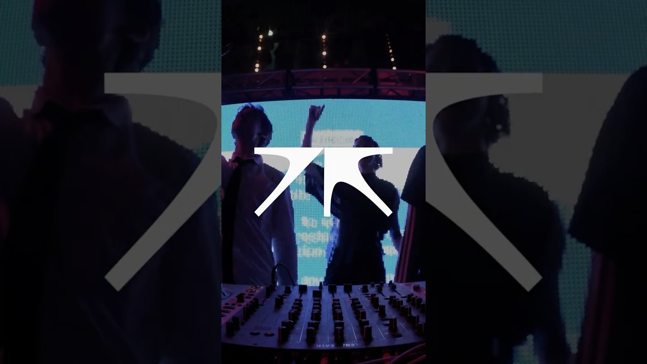 The third video from Russia's first rave in the airport is out. #techno #rave #airport #dance