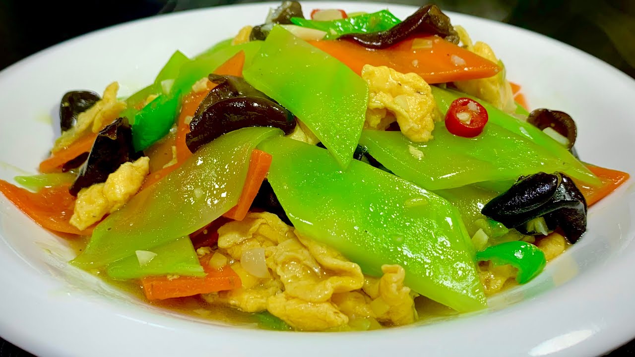 Самый простой и вкусный способ приготовления салата.Моя семья готовит его три раза в неделю.