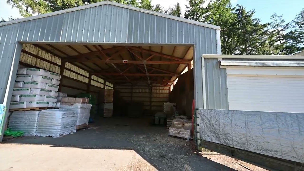 Great ranch just outside of town!!!