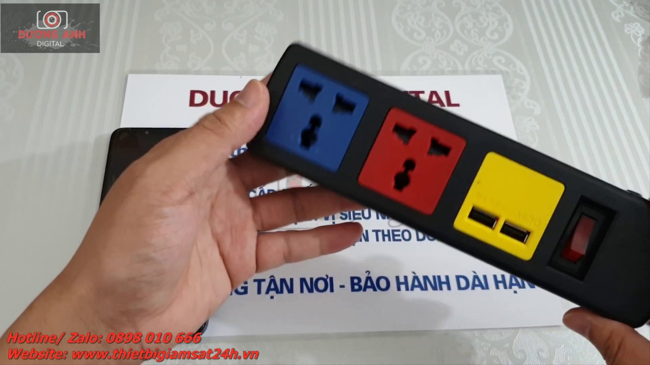 Camera 4K ngụy trang ổ cắm điện Lioa 3D32USB
