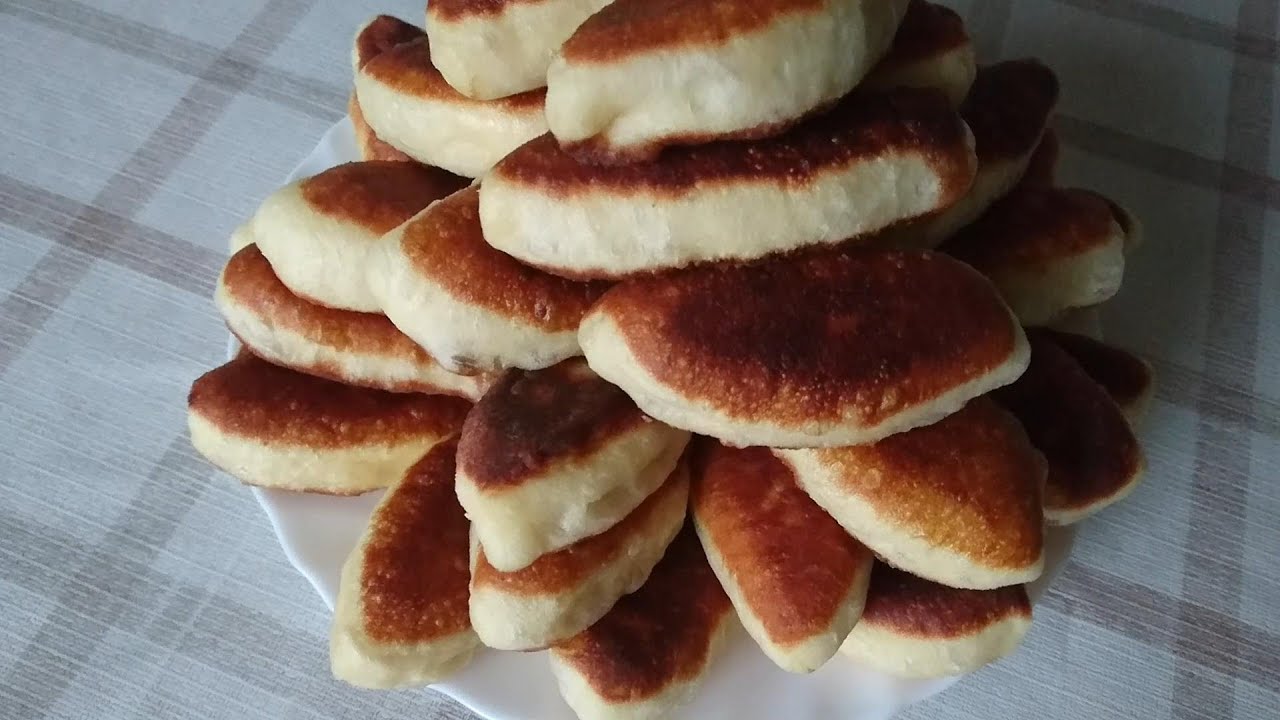Домашні пиріжки з сиром золотиста скоринка і ніжна начинка
