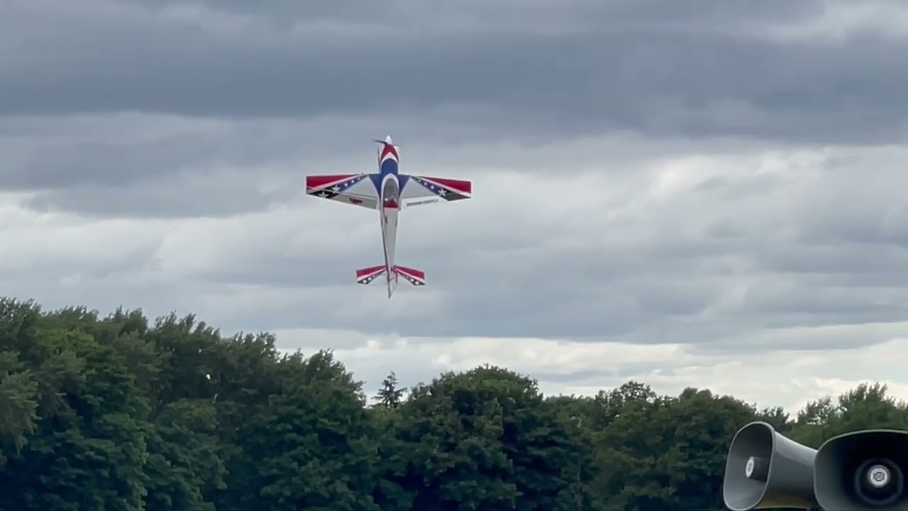 Freestyle Master Winner Adam Johnson  2022 LMA RAF Cosford Large Model Air Show July 2022