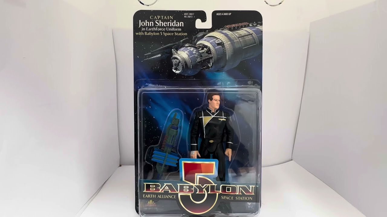 Vintage 1997 Babylon 5 - Cpt John Sheridan In Earth Uniform Action Figure With Mini Space Station