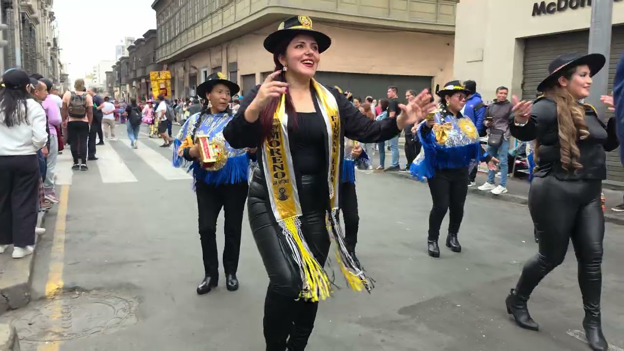 VIRGEN DE LA INMACULADA CONCEPCIÓN/GRAN PASACALLE EN LIMA PERU PARTE 1