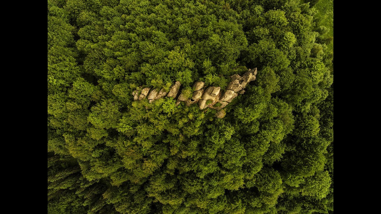 Drone Grand Tour - Tustan Karpaty mountains