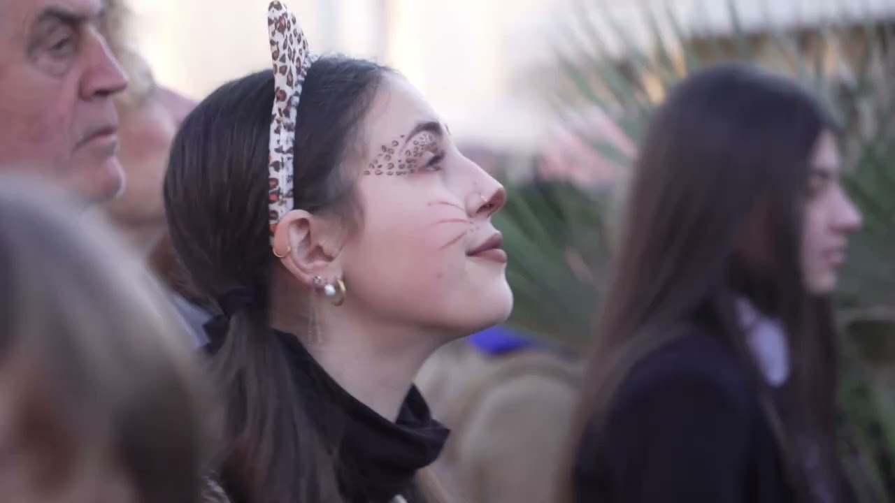 Carnevale di Viareggio, Bertozzi vince e convince con “In bocca al lupo”