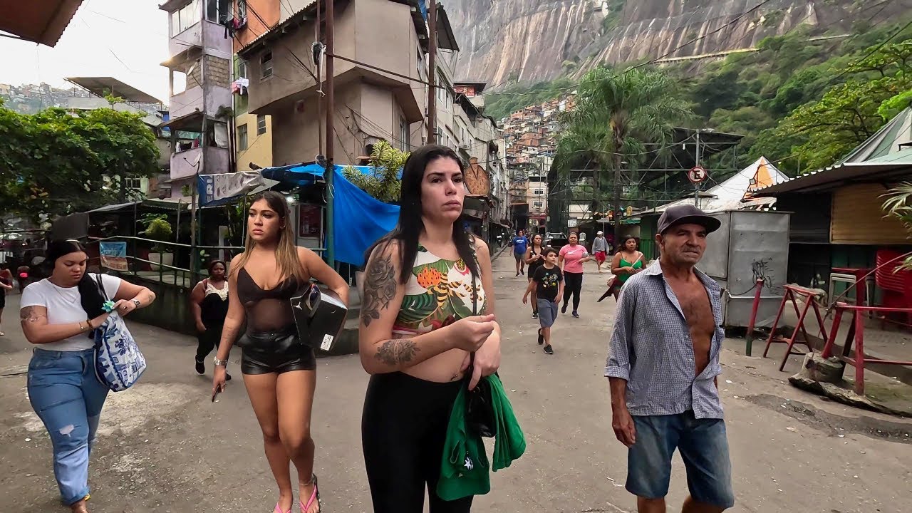🇧🇷 Life in Favela Rocinha - Rio de Janeiro, Brazil