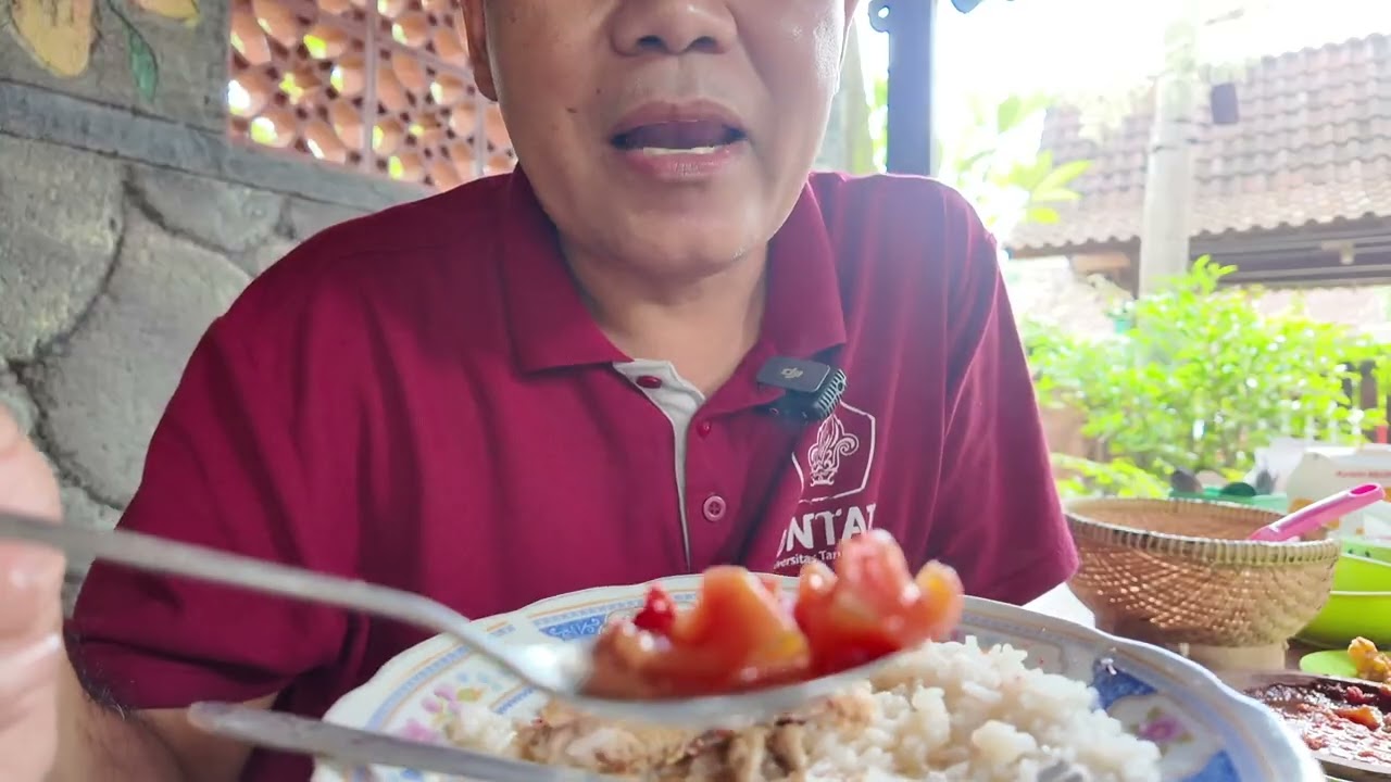 MEMBURU KENIKMATAN NASI SOP AYAM KESRUT - RESTO GODONG-BANYUWANGI - JAWA TIMUR
