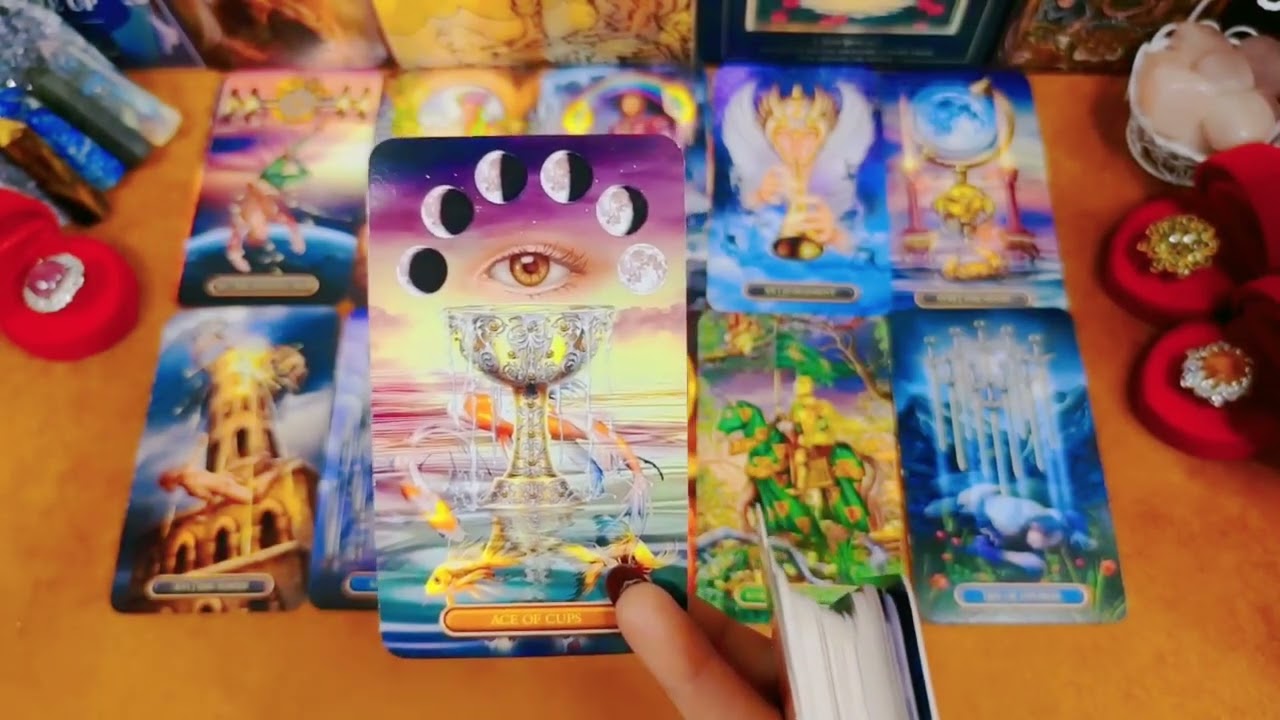 คนที่คุณคิดถึงเค้าคิดยังไงกับคุณตอนนี้🤔Pick a Card🥰