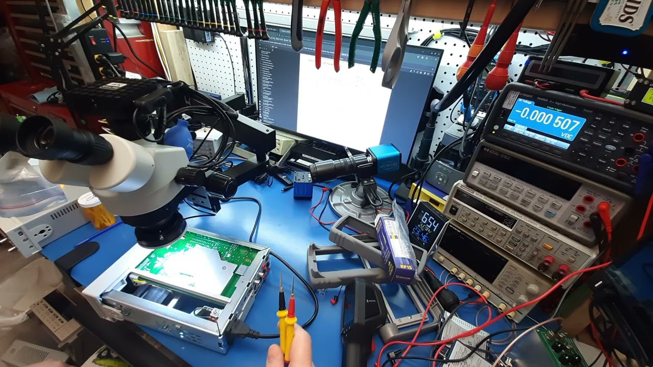 Keysight 34470A Repair (hardware diagnostics - does the MCU have power?) Part 3