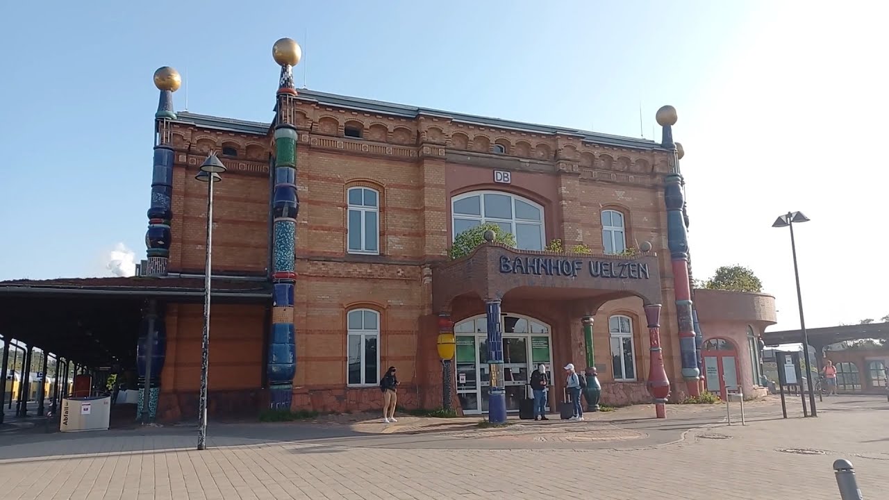 Marsupial Doku Spezial: Der Hundertwasser-Bahnhof Uelzen