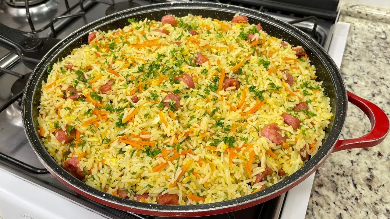Arroz Com Linguiça Cenoura e Ovos | Delícias da Eleni