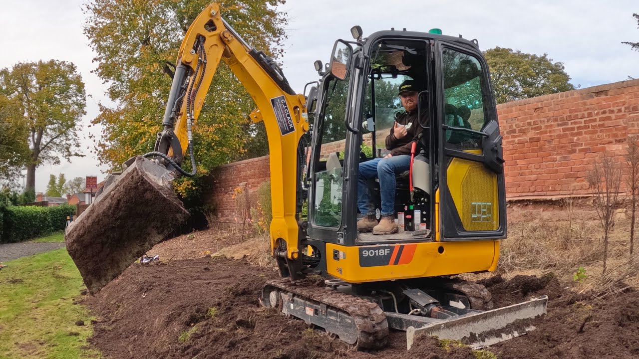 ON THE LIUGONG 9018F #construction