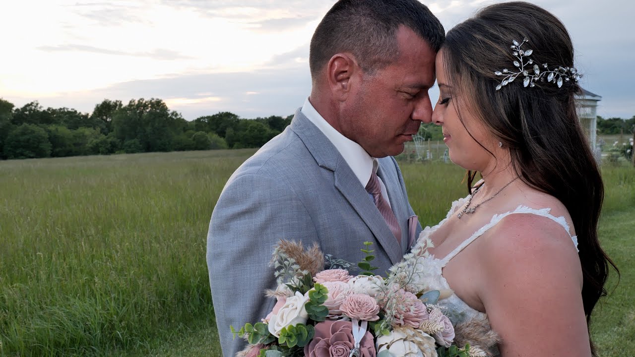 Samantha + Whitney Sneak Peek!