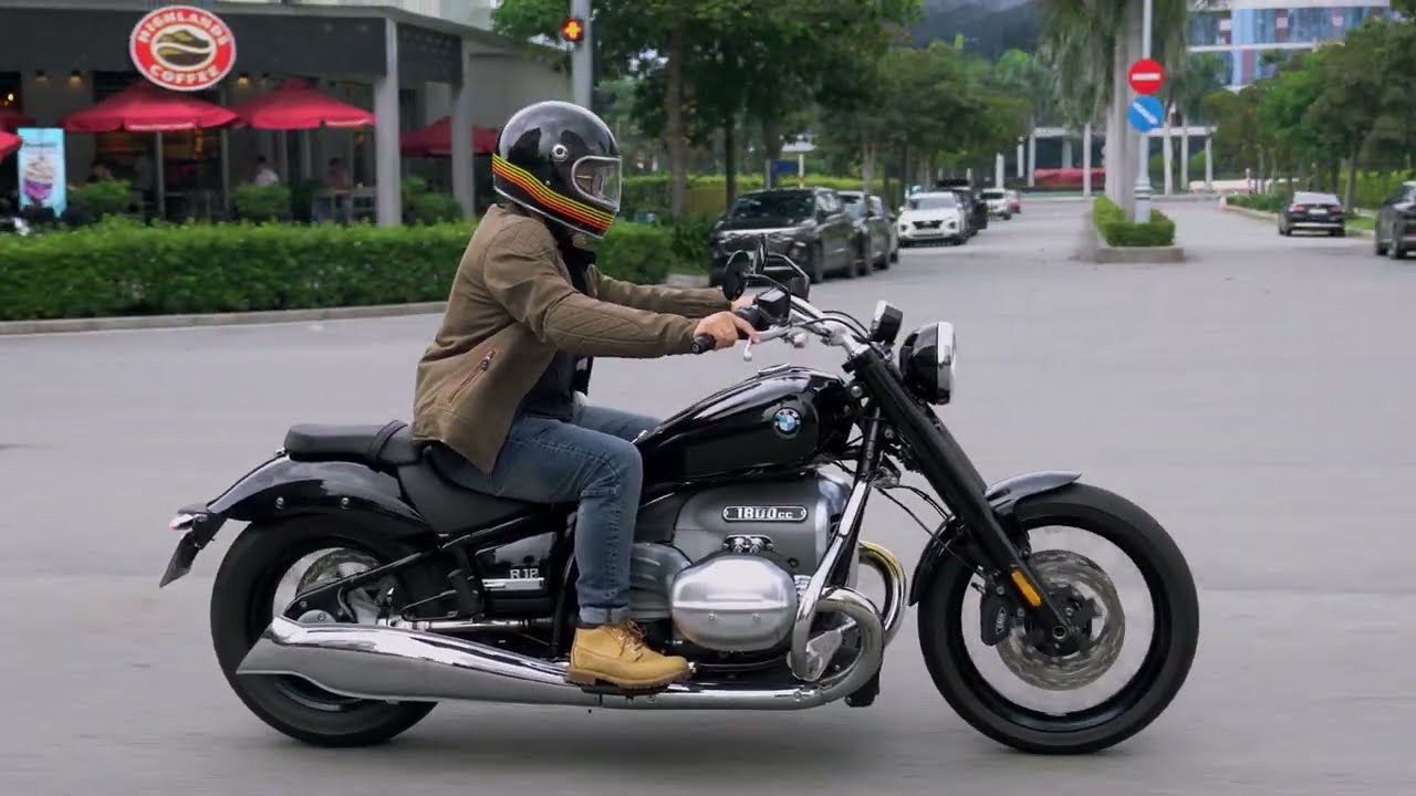 BMW R18 - Thiết kế cổ điển kết hợp cùng động cơ Big Boxer mạnh mẽ tạo ra mẫu cruiser của thời đại