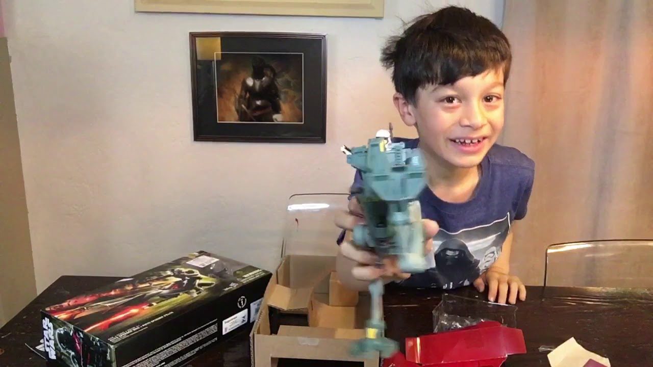 Unboxing Star Wars Elite Speeder Bike and Assault Walker