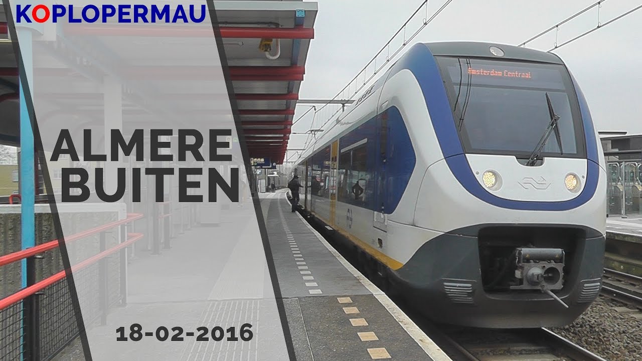 Treinenverkeer op station Almere Buiten (18 februari 2016)