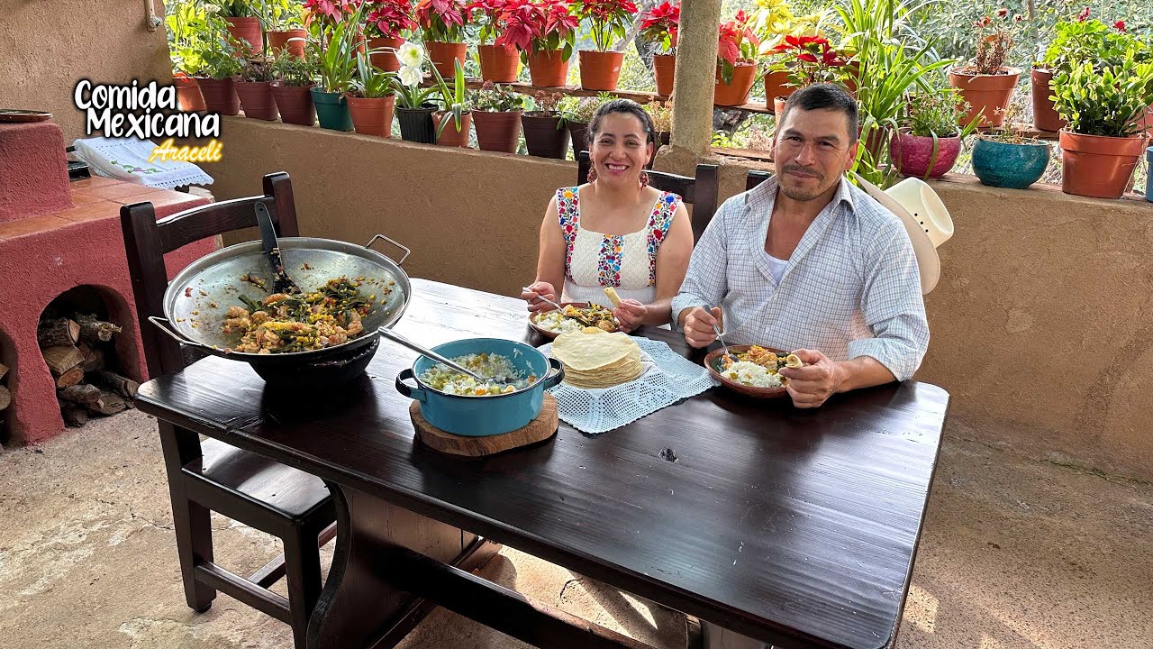 Hoy Mi Esposo Cocino Bien Sabroso Camarones Con Rajas y Elote
