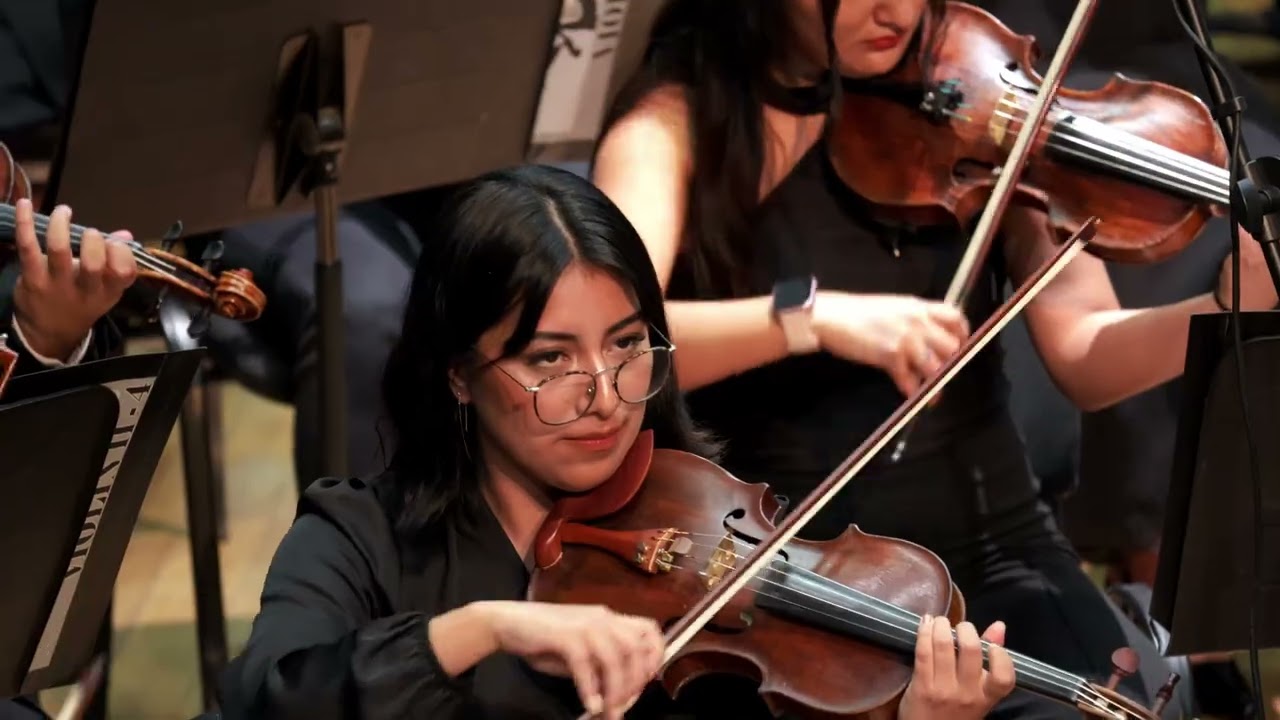 TZOTZONILHUITL para violín y orquesta Op. 44 Cuauhtémoc Rivera, Jesús Medina Orquésta Carlos Chávez 