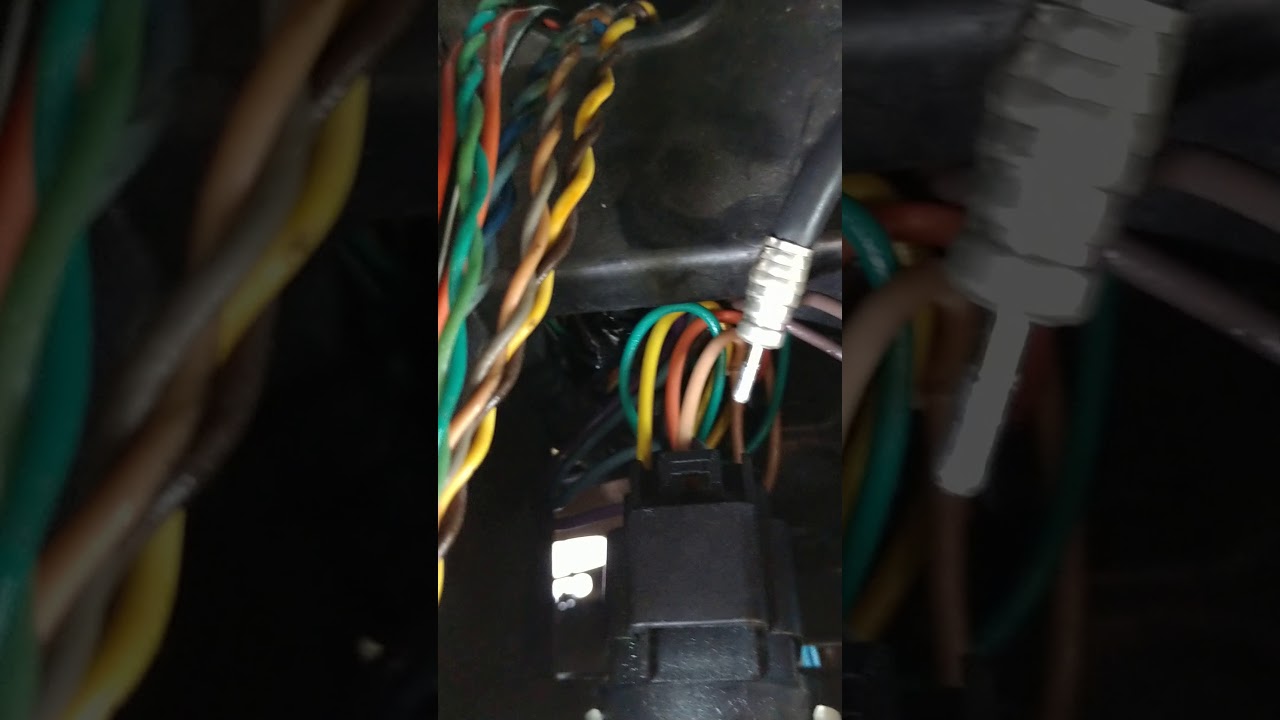 06 Silverado power wire for aftermarket radio connection