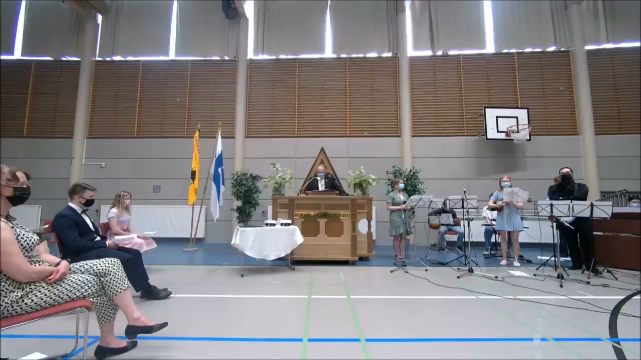 Kokkolan suomalainen lukio, yhteislyseon toimipaikka. Yo-Juhla 5.6.2021
