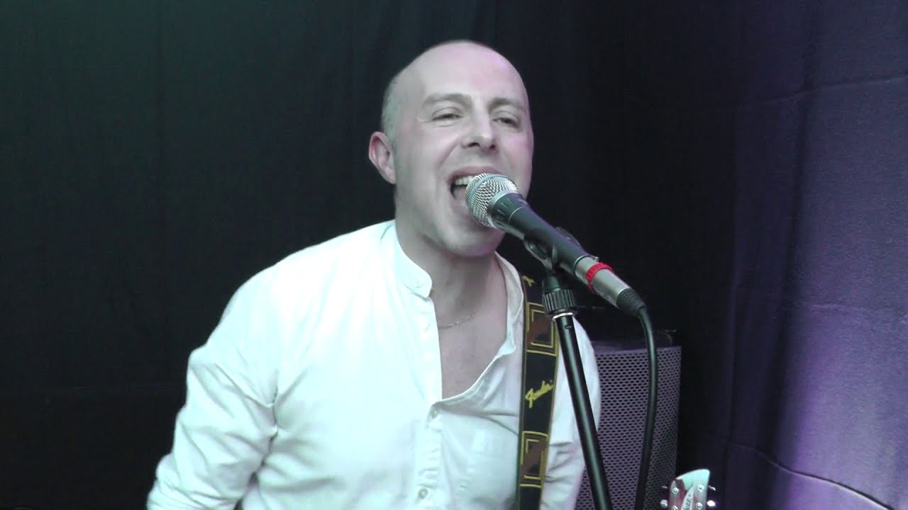 Deville | Wedding & Function Duo Available at Hireaband