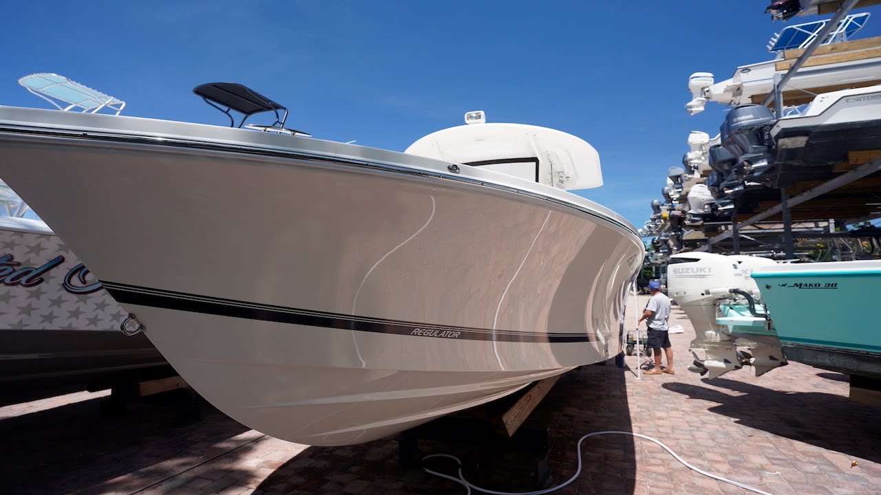 Ceramic Coating a Boat - Regulator 26xo -  Gtechniq Marine - Part One