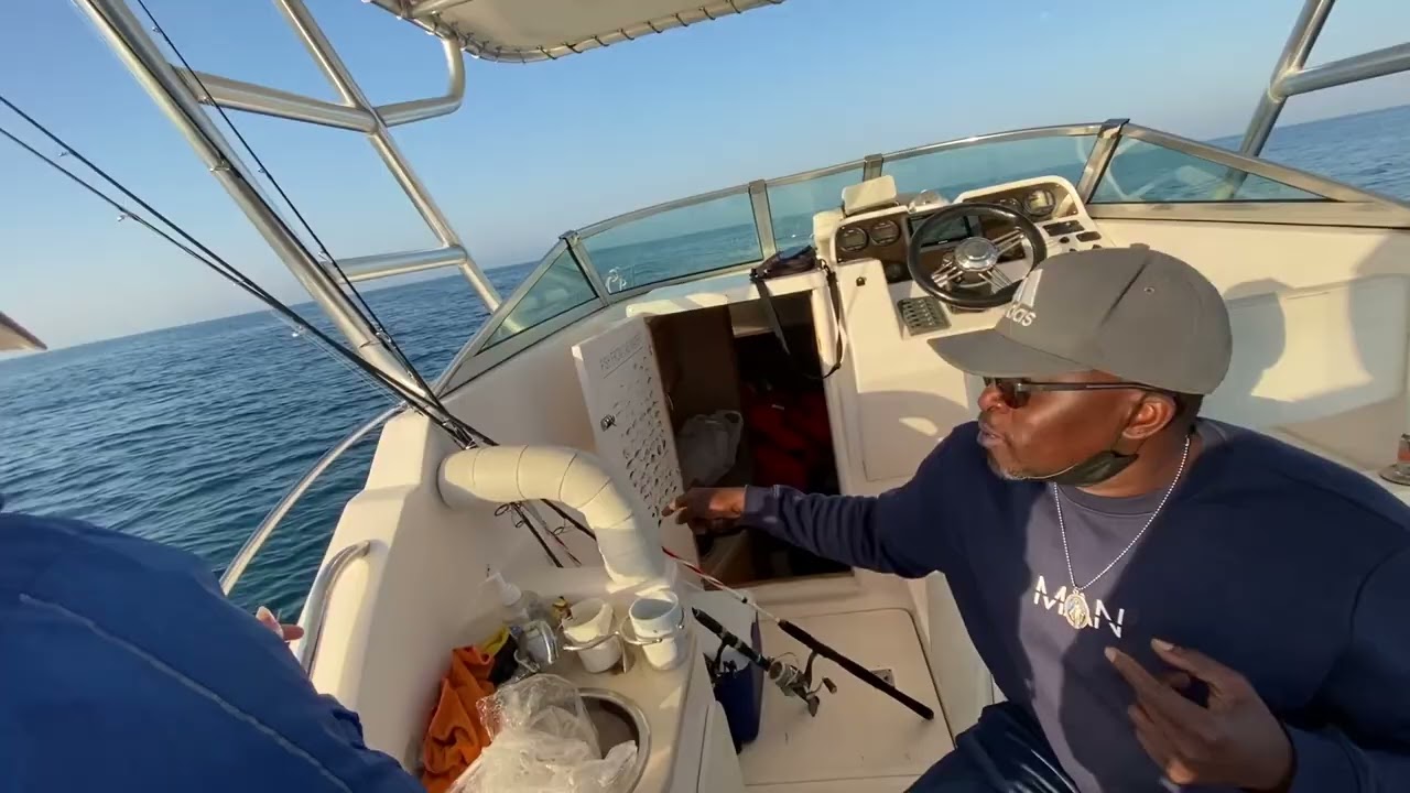 Deep Sea Fishing Abu Dhabi Marina Episode 9 Special Guest Fatmah and Miss Erica
