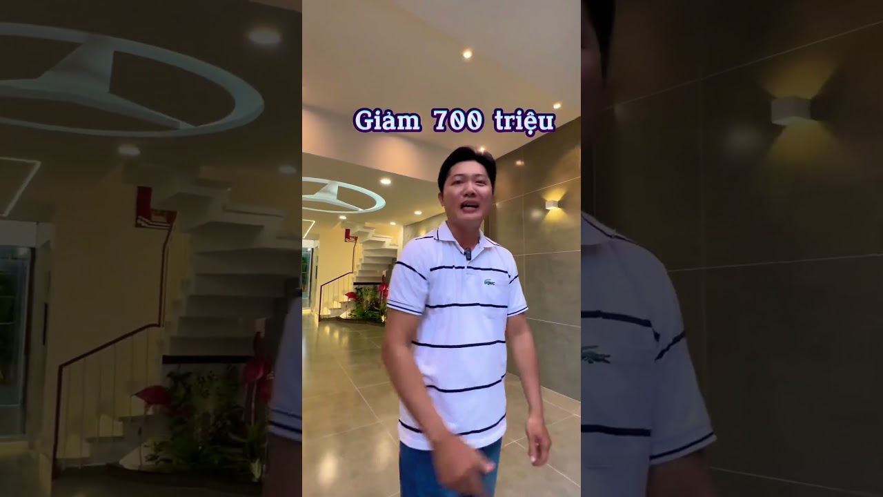 Diện t&iacute;ch 4.5x17 c&oacute; thang m&aacute;y