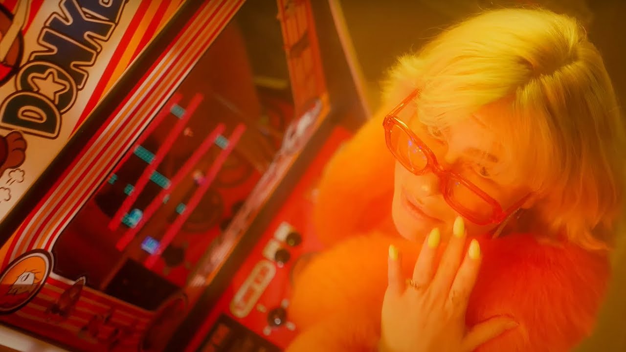 Josie Amadonna - Donkey Kong (Official video)