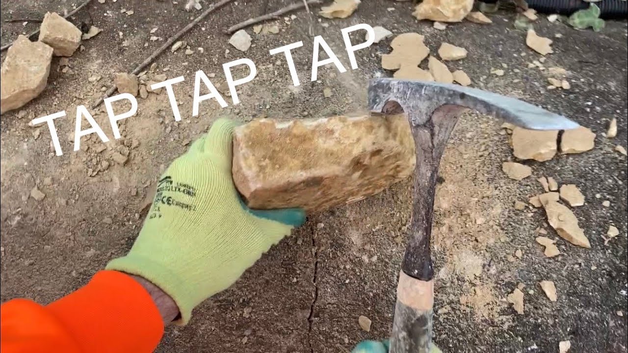 Building A Dry Stone Effect Cladded Wall With Cotswold Stone - Bit Of The Action!