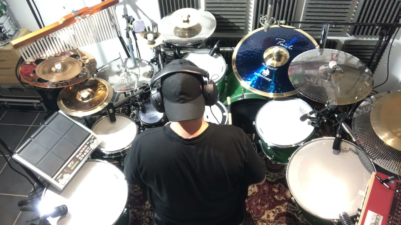 4 Mens Ft. Adriana Lua - Cerveja d’alegria .Drum Cover