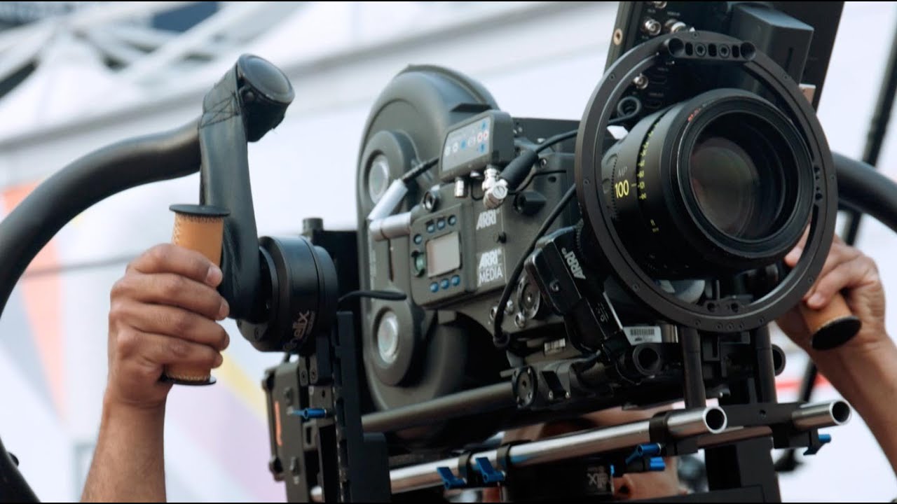 Newsshooter at IBC 2015: Letus Double Helix gimbal and Exhauss exoskeleton