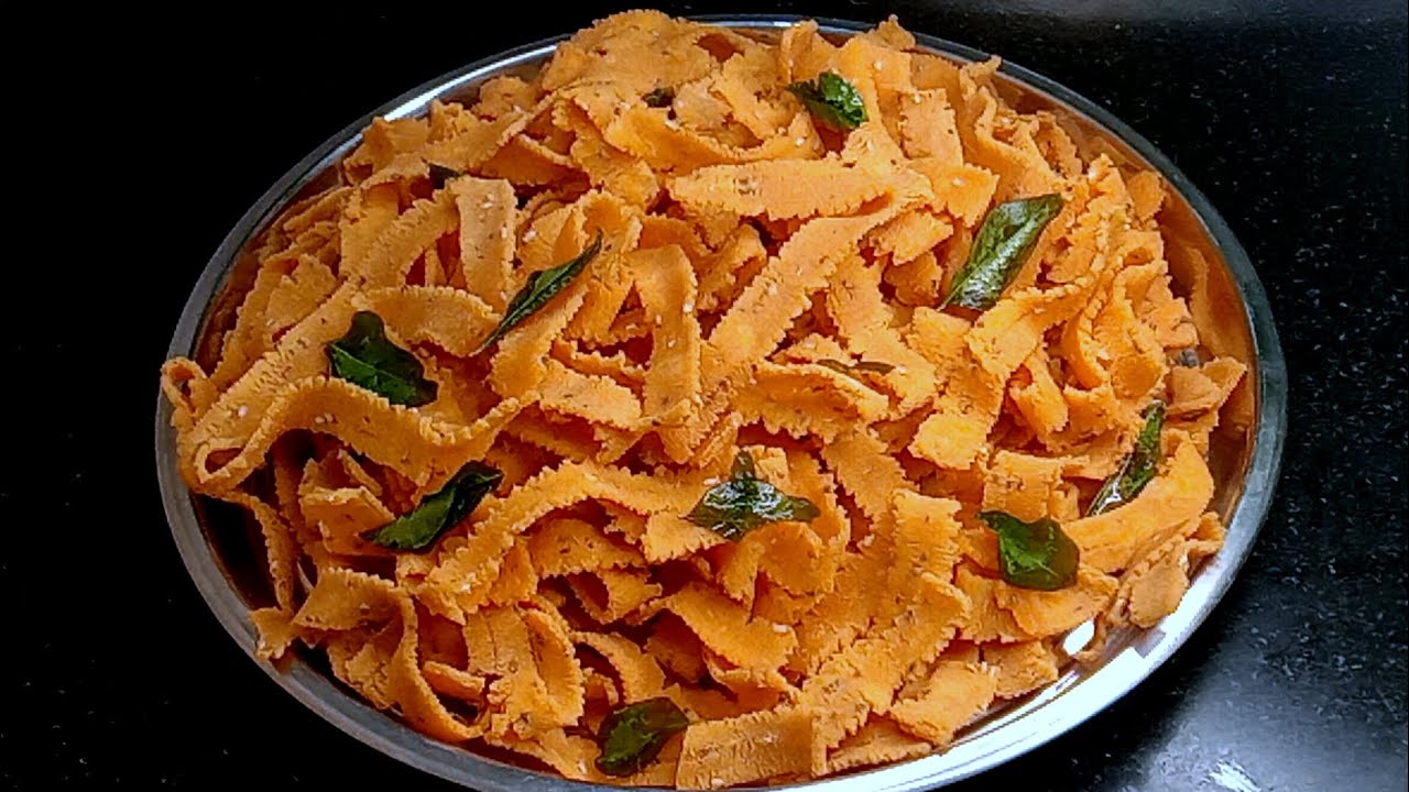 శనగపిండి లేకుండా చేసే ఈరిబ్బన్ పకోడీ నూనె, వెన్న కలపక పోయిన గుల్లగా క్రిస్పీగా ఉంటాయి.Ribbonpakoda